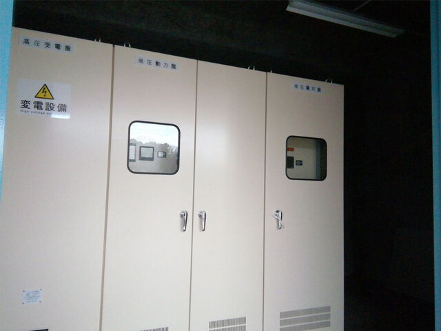 野球場2階変圧器室(L)　キュービクル設置