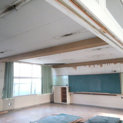 「岡崎市立矢作中学校中棟大規模改修電気設備工事」令和7年12月末　進捗状況のお知らせ